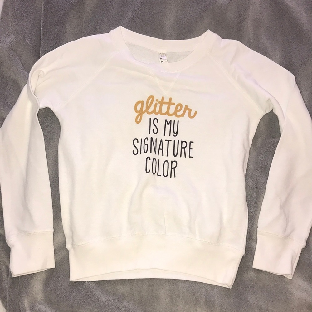 Girls white Sweatshirt size M